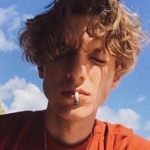 Meet your Posher, Lacy